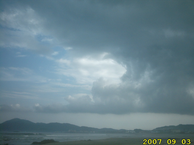 nagahama-cloud-formations.jpg